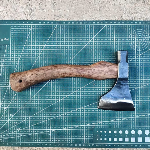 Mastiff GearsĀ® Hobbit Hand-Forged Mini Hatchet Mastiff GearsĀ® Hobbit Hand-Forged Mini Hatchet